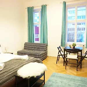 https://urban-city-apartment.vienna-besthotels.com